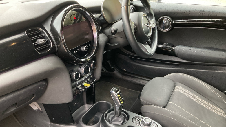 MINI Hatchback 135kW Cooper S Level 1 33kWh 3dr Auto Electric Hatchback